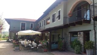 Trattoria Del Bivio - Cerretto Langhe - 8