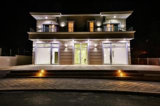 Apartments Royal Lux - Sutomore - 8