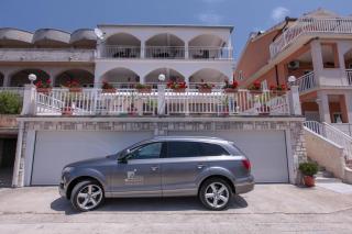 Apartments Ursula - Gradac - 9