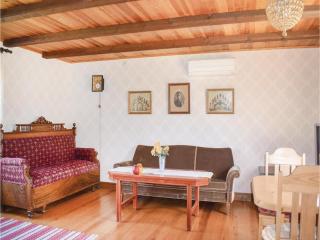 Two-Bedroom Holiday Home In Lenhovda - 8