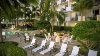 Inn at Pelican Bay - 4