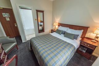 Alexandra Hotel - 7