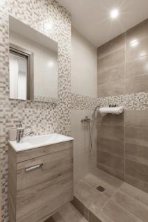 Valaoritou Studio Eleonora - 1