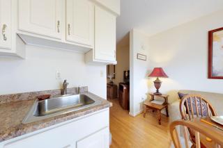 Wellington Manor - 2