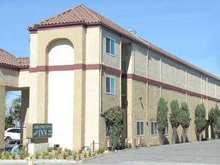 Arlington Inn - Riverside - 2