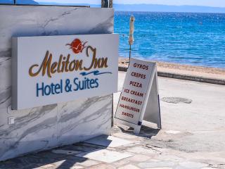 Meliton Inn Hotel & Suites by the beach - Neos Marmaras - 4