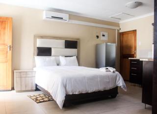 Mbopha Guest House - Ulundi - 6