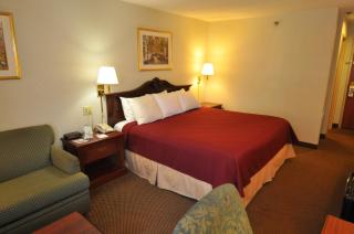 Clarion Inn - 6
