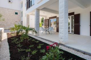 Apartmani Kos - Supetar - 2