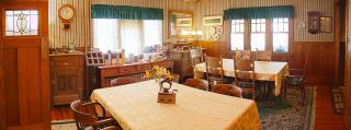 Old Iron Inn Bed and Breakfast - 2