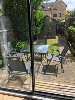 Arma Short Stays 46 Bicester - Sleeps 3 - Free Parking & Garden - Bicester - 3