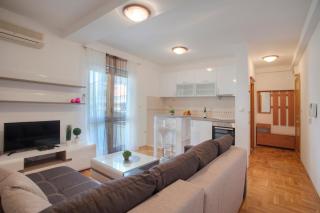 Dobrljanin LUX apartment - Budva - 7