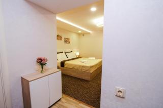 Opera Apartment Very Heart Of Tbilisi - Tbilisi - 8