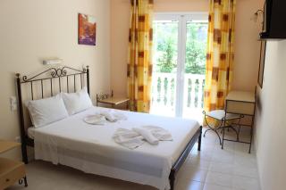 Turtle Beach Apartment - Marathias - 0