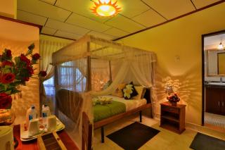 Emel Boutique - Negombo - 9