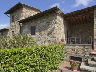 Belvilla by OYO Farmhouse in Radda with Garden - Radda in Chianti - 2