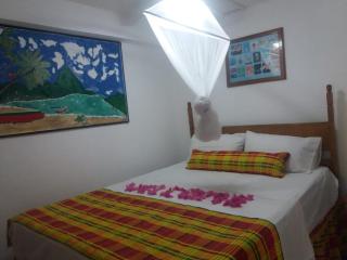 cocoa pod studio - Soufriere - 6