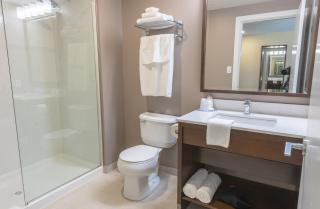 MStar Hotel - Kitimat - 8