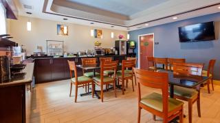 Best Western Wesley Chapel - 6
