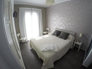 Hostal Mediterráneo - Tossa de Mar - 5