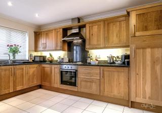 Lakeview Holiday Cottages - 6