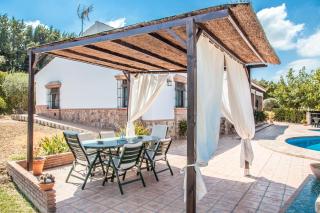 Cubo's Villa Ruiz - 2