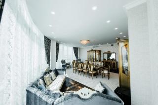 Hotel Arai Plaza - Taras - 1