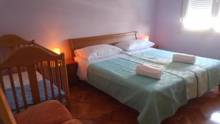 Two Bedroom Apartment Near Beach And Center - 3