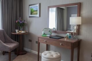 Four Seasons Hotel & Leisure Club - 5