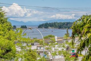 Luxury Penthouse Downtown Nanaimo - 5