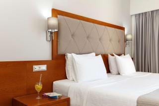 Best Western Plus Hotel Plaza - Città di Rodi - 1