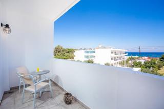 Alexander Studios & Suites - Adults Only - 2