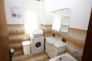 Two bedroom apartment, nice neighborhood, free parking, WiFi - Pula - 4