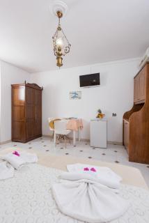 Anezina Villas - Perissa - 7