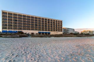 Crystal Coast Oceanfront Hotel - Pine Knoll Shores - 4