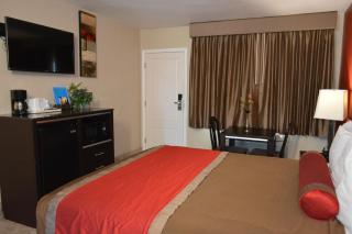 Harbor Inn & Suites Oceanside - Oceanside - 2