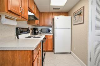 AquaVista Beach Resort by Panhandle Getaways - 6