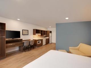 WoodSpring Suites Houston 288 South Medical Center - 5