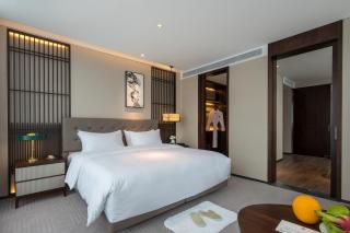 LiuZhou Imperial Dragon Bay Purejoy Hotel - Liuzhou - 0