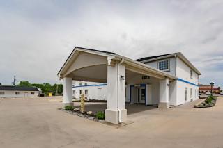 Motel 6-Augusta, KS - Augusta - 0