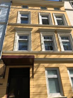 Gemütliche Dachgeschoßwohnung mit Altbaucharme - 2