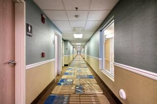 Best Western Airport Inn - Moline - 4