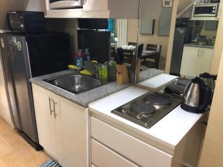 Loft condo beside Shangri-La Fort - Manila - 1