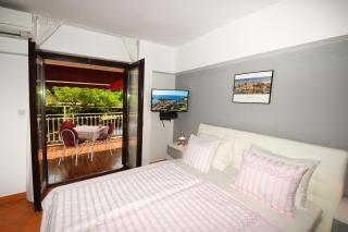 Apartment Sambris No 1 - 2