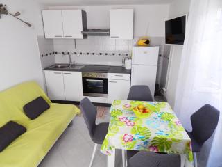 Apartman Keti - Milna - 7