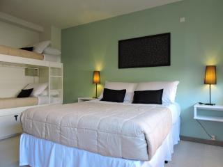 Hostel & Suites del Rio - Colonia del Sacramento - 1