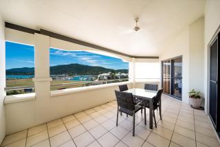 Portside Whitsunday Luxury Holiday Apartments - Airlie Beach - 8