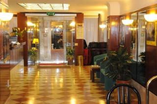 Hotel Diana - 3