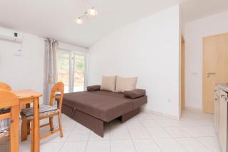 Apartments Katarina - Lokva Rogoznica - 4