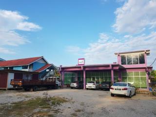 Paka Tamim Seaview Hotel - Paka - 4